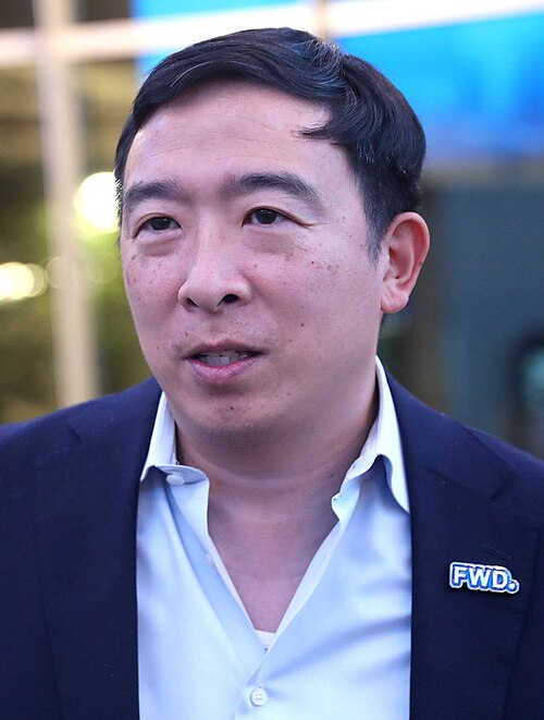 Portrait of Andrew Yang