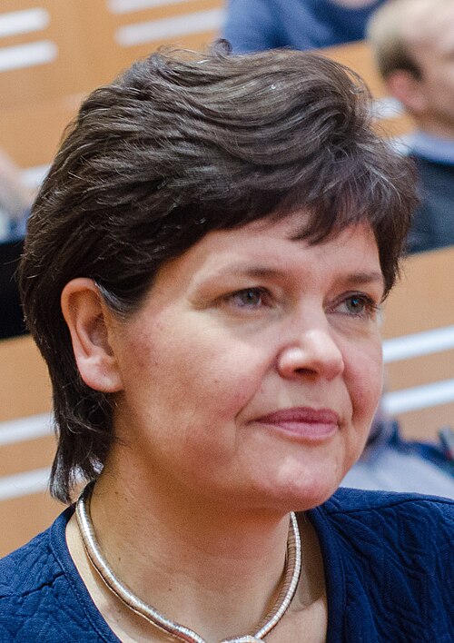 Portrait of Kate Raworth